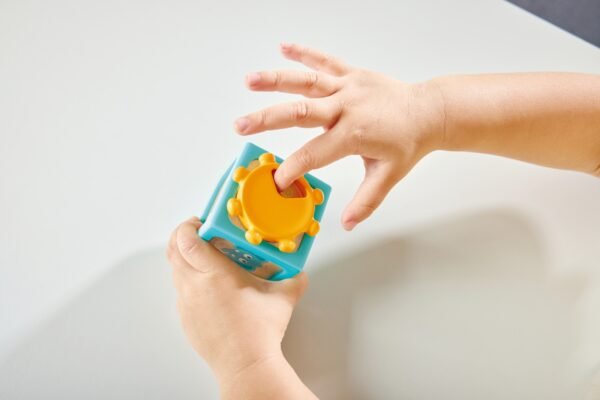 107020260831174131 Комплект кубчета ,HAPE,10 части